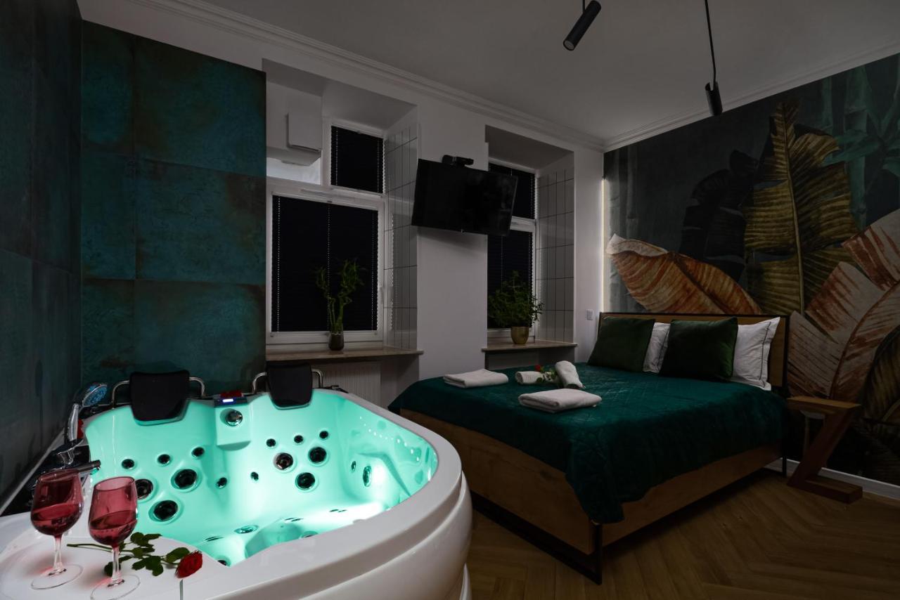 Jacuzzi & Bike Apartment, Krakow Ngoại thất bức ảnh